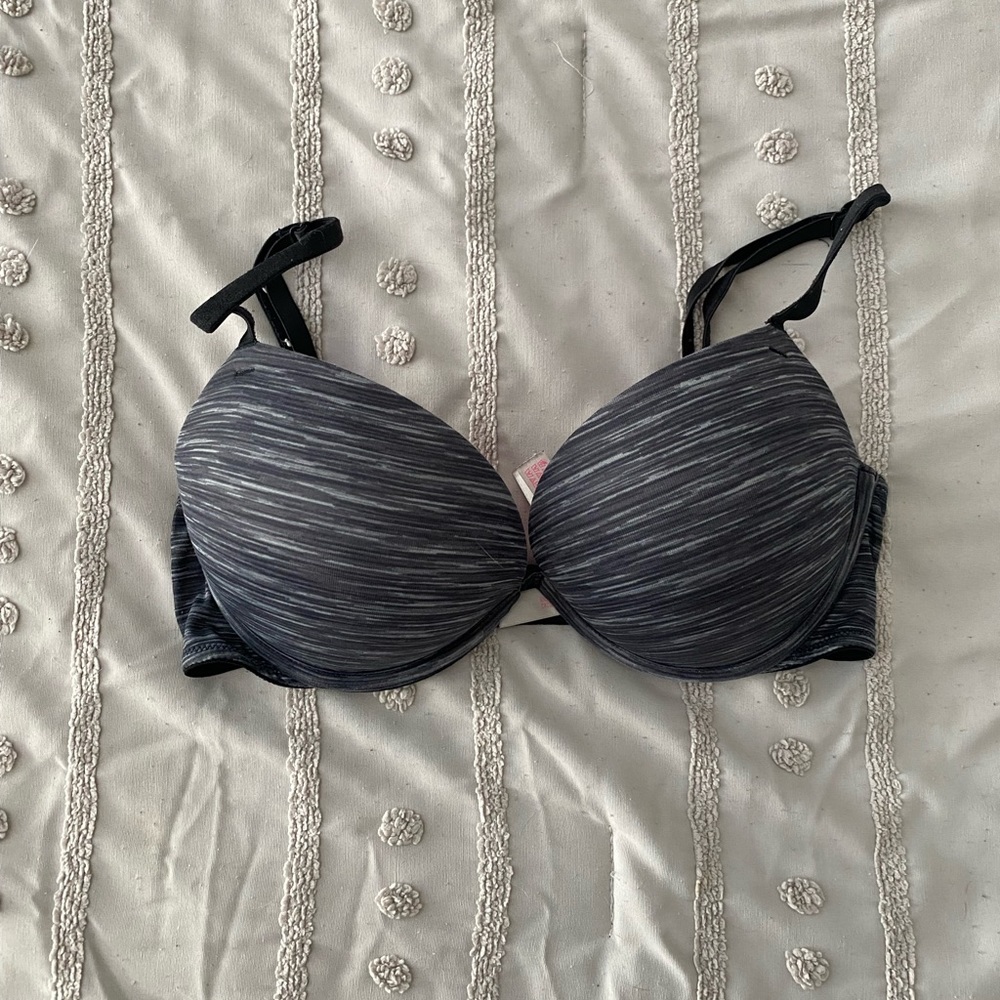Victoria’s Secret push-up bra